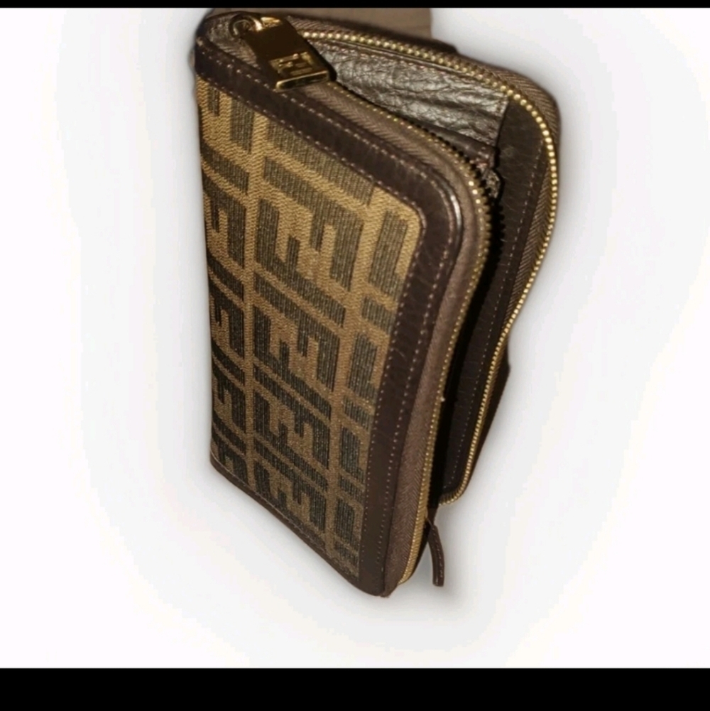 Fendi Zucca Long Zip Around Wallet Clutch - Picture 2 of 8